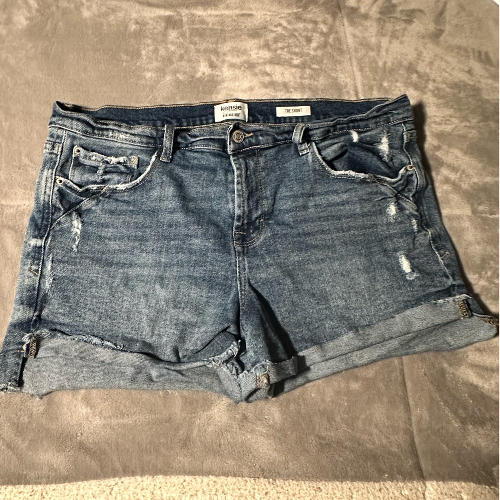 Kensie Distressed Blue Jean Shorts